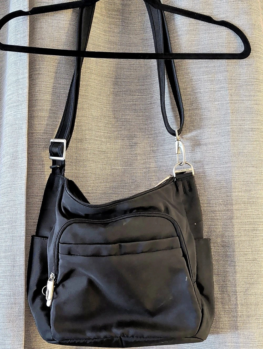 Travelon Anti-Theft Signature Hobo Bag Black Crossbody